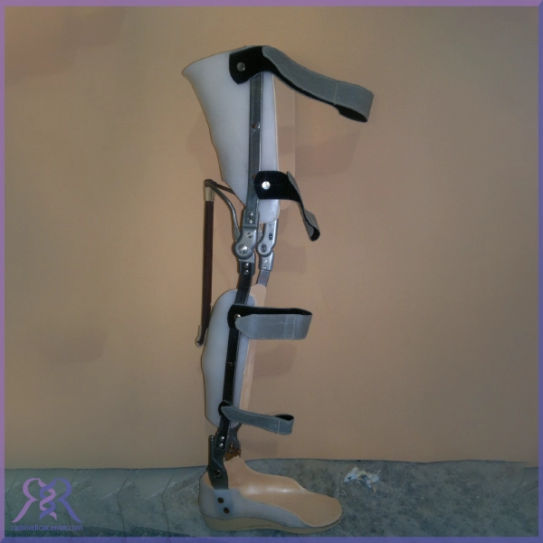 Ischial weightbearing brace