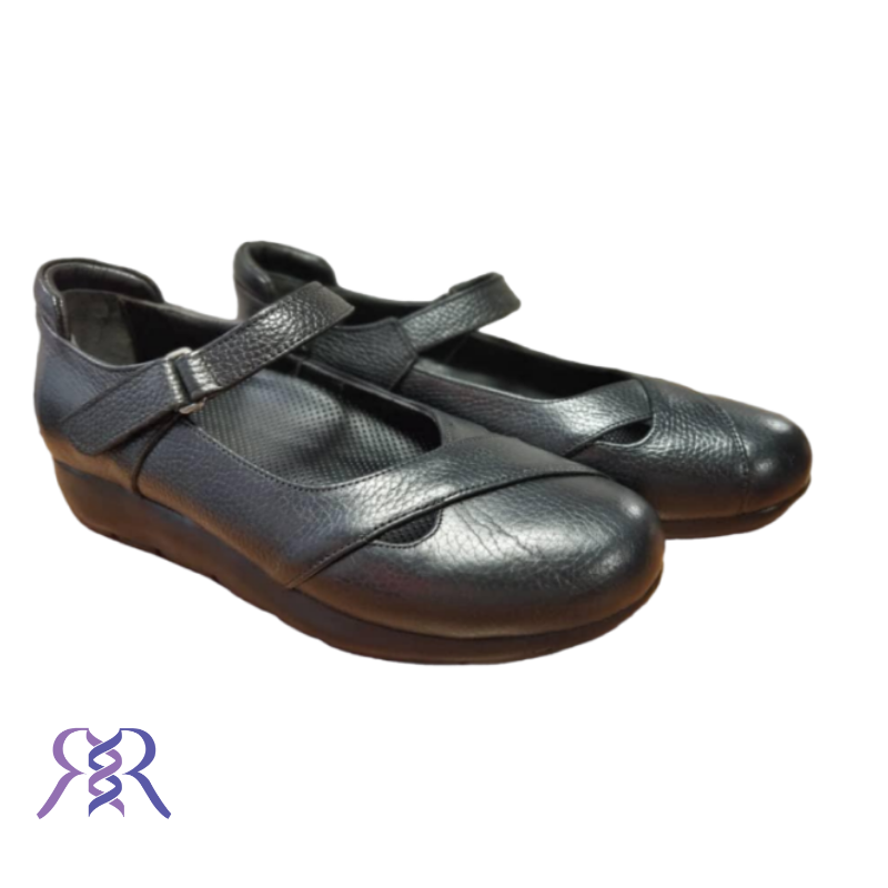 کفش طبی زنانه کد 420