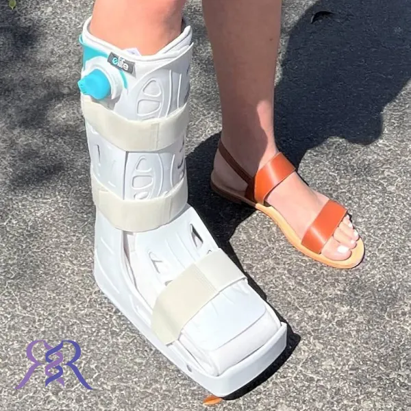 آتل بادی پا (Orthopedic Walking boot)